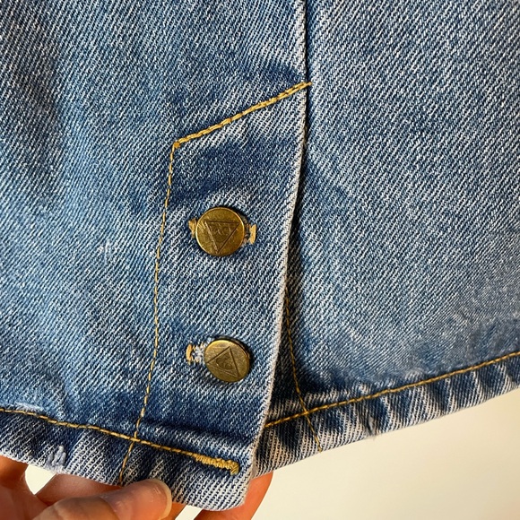 Vintage Guess Denim Mini Skirt - Picture 5 of 6